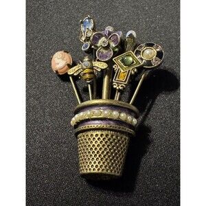 Sweet Romance USA Flowers Pot Brooch/Thimble